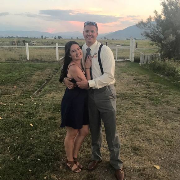 Meet your Posher, Jillian - Picture 1 of 1